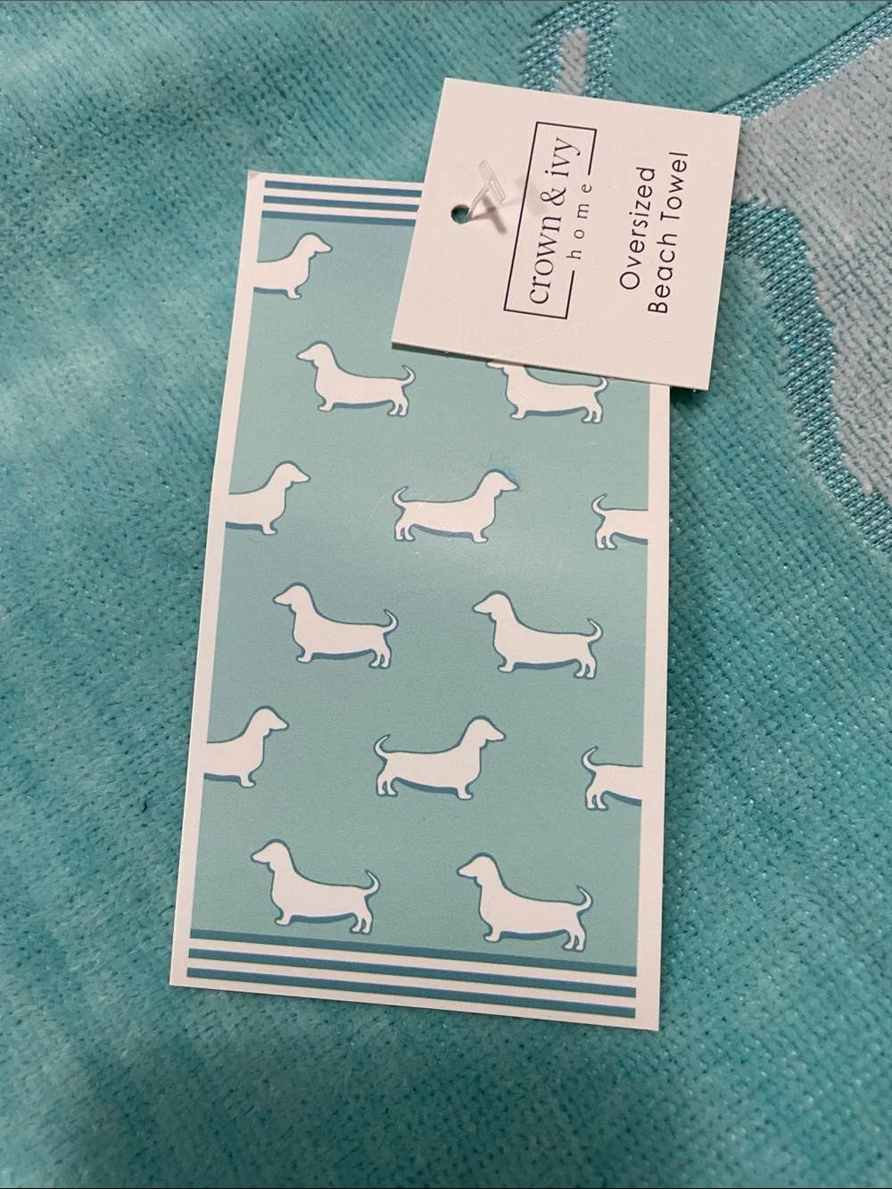 crown & ivy Teal and White Dachshund Beach Towel